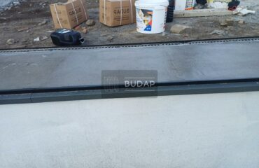 seryj-kamennyj-kover-budap-elegantnoe-pokrytie-dlya-interera-i-eksterera Серый каменный ковер Budap: элегантное покрытие для интерьера и экстерьера / Камяний килим Budap