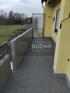 Плитка с каменным эффектом: идеальное покрытие для современного балкона / Камяний килим Budap