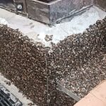 Стойкий каменный ковер Budap: идеальное покрытие для входной зоны возле кирпичного фасада / Камяний килим Budap